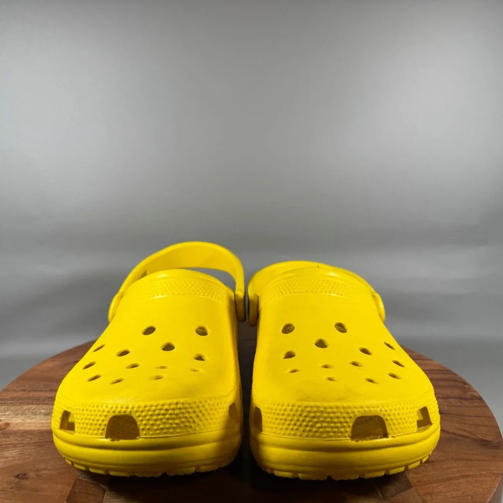 Crocs Classic Clog Lemon Yellow Mens Size 9 Womens 11 Slip On Comfort Shoes
